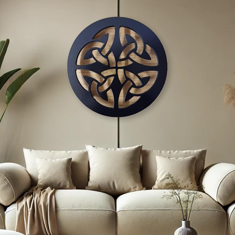 Celtic Knot Metal Wall Art – Timeless Design