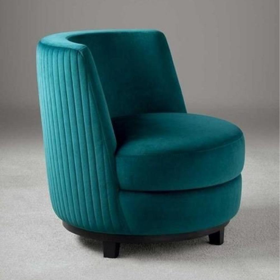 Cup-Shaped Lounge Chair – Elegant Comfort